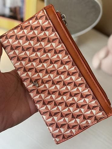 Çantalar: Pulqabı — 1