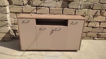 ev mebeli: İşlənmiş, Düz TV altlığı, Polkalı, Laminat — 1