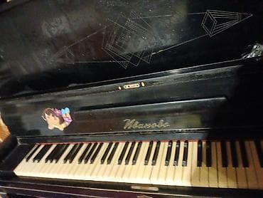 piano az: Upright pianino – klassik qara rəngli, laklı korpus. İki pedal sistemi — 2