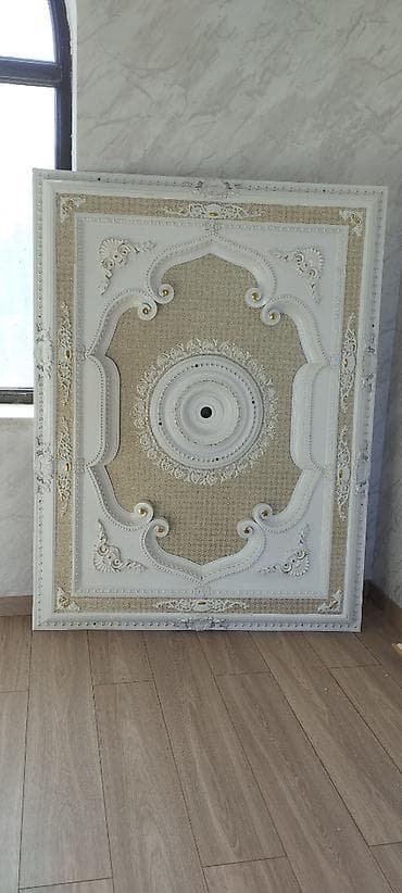 bar isiqlari: Tavan üçün dekorativ panel – klassik barokko üslubunda - Material — 1