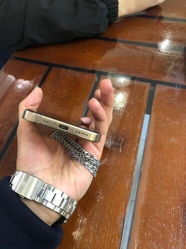 tab 8: IPhone 16 Pro, 256 GB, Qızılı, Zəmanət — 2