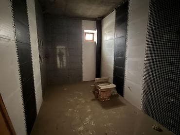 Mənzillər: 450 kv. m, 6 otaqlı, Kanalizasiya — 10