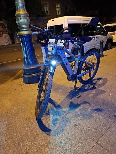 İşlənmiş Elektrik velosipedi 28", sürətlərin sayı: 7, 250 Vt, Ünvandan götürmə