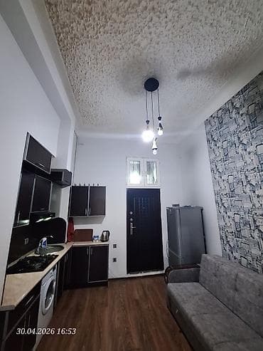 emircanda ev satisi: Mərkəzdə . Səbail rayonu Bulvar və "Dəniz Mall " yaninda 1 otaqli — 2