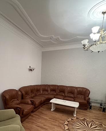 Künc divan, Divan, Bazasız, Açılmayan