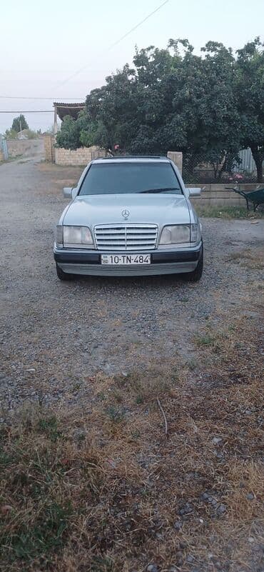 w124 radiator: Mercedes-Benz W124: 2.8 l | 1994 il Sedan — 3