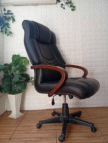 komputer kreslosu: Təkərli, Qolları tənzimlənir, Dəri — 2