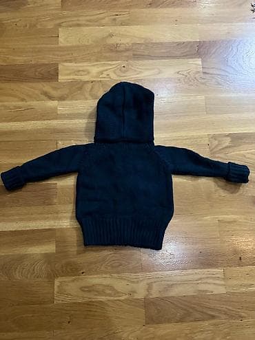 ust geyim: Tund got rengde jaket. 2-3 yash uchun. turkiyye istehsali. 10 manat — 3