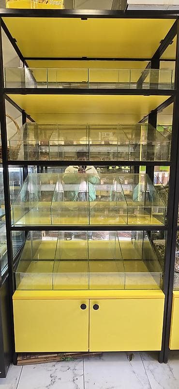 mebellər və qiymətləri: Mağaza üçün vitrin və kassir zonası mebeli komplekti - Rəf sistemi — 5
