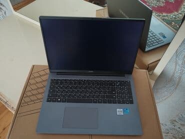 laptoplar: Intel Core i5, 15.6 " — 1