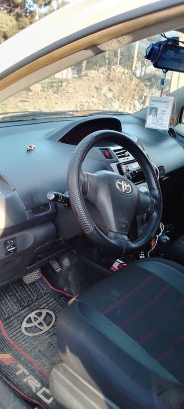 byd kredit şərtləri: Toyota Yaris: 1.3 l | 2007 il Hetçbek — 5