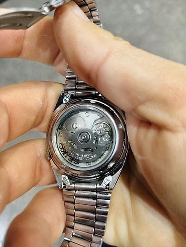 Сумки: Seiko 5 avtomatik qol saatı - Klassik dizayn: gümüş rəngli — 4