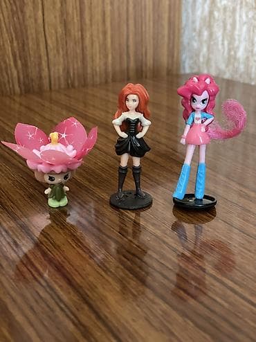 Большие 3 маната
Маленькие 2 маната