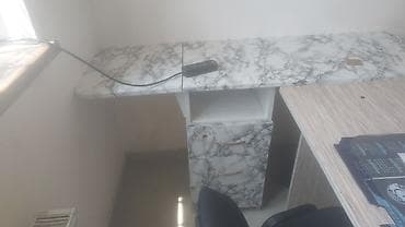 Ofis mebeli dəsti - İş masası: Sağ tərəfdə 3 çekmecəli, ağac — 2