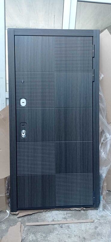 islenmis demir qapilar satilir: Mənzil üçün Yeni Giriş qapısı Zamok ilə, Zəmanətli, Pulsuz quraşdırma, Pulsuz çatdırılma — 8