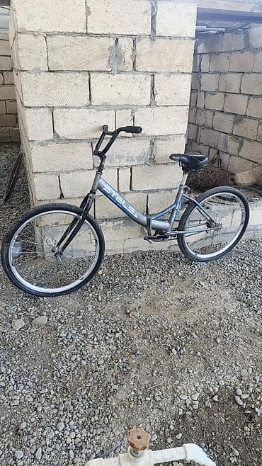 larzon disk: Salamlar olsun. Bu 24 lük velosipet təkərləridir ön və arxa təkərdir — 5