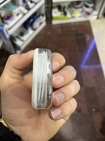 jbl dinamik: Yeni Simli Qulaqcıqlar, Apple, rəng - Ağ — 4