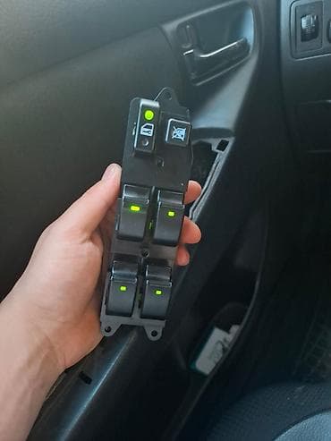 knopka: Avtomobil üçün ön sol qapı üçün elektrik şüşəqaldıran idarə paneli — 2