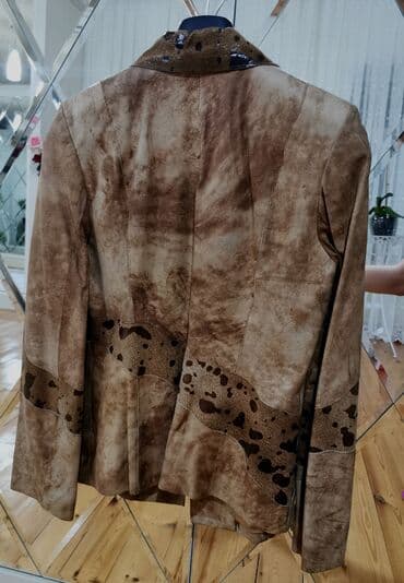 xarı bülbül icon: Pencak temiz koja. Italiyadan alinib. istifada olunmayib. Razmer L — 3