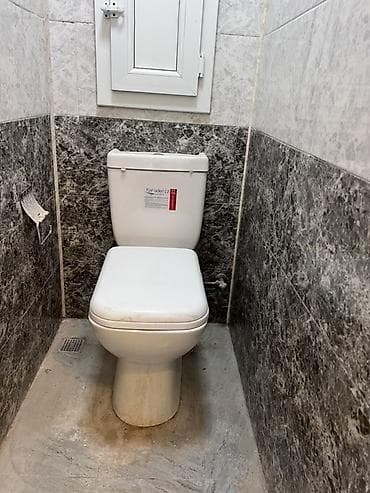 Karadeniz markalı kompakt unitaz - Tip: Döşəməyə quraşdırılan, üst su