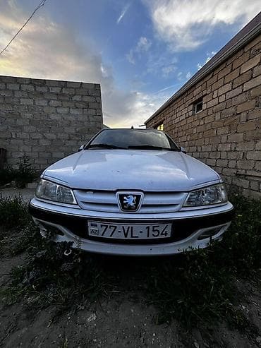 Peugeot 405: 1.6 l | 2019 il 140000 km Sedan