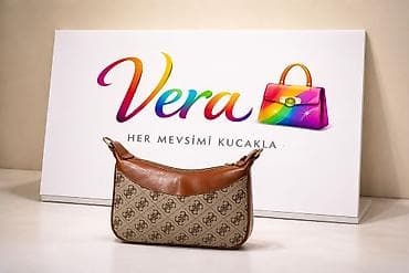 sumkalar instagram: Çiyin çantası, Guess, Yeni — 1