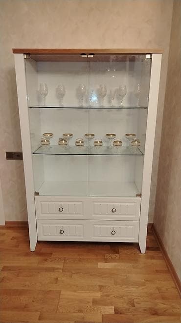 Mağaza avadanlığı: Şüşəli dolab vitrini — 3