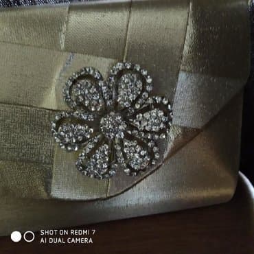 Eynəklər: Клатч женский Франция из золотой парчи с аксессуарами из камней — 13