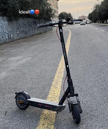 samokat: Elektrik skuter - Şəhərdaxili sürüş üçün yığıla bilən konstruksiya - — 1