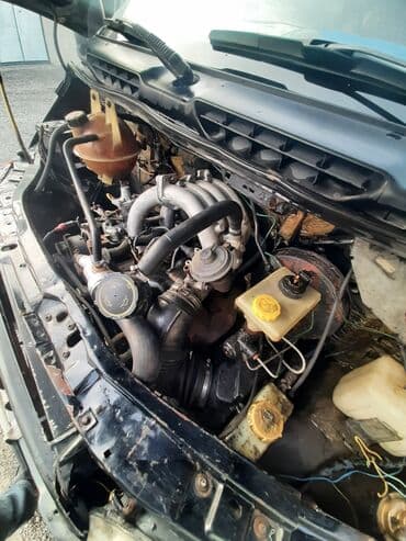 toyota hilux surf: Ford Transit: 2.5 l | 1994 il 92804 km Universal — 3