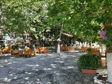 qalaciq kendi kiraye evler: Novxanı qəsəbəsində dənizə yaxın yol kənarı,sahəsi 15sot həyət sahəsi — 1