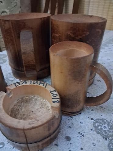 tebii daşlar: Bambukdan hazırlanmış suvenir dəst - Tərkib: 2 böyük qulplu krujka, 2 — 3