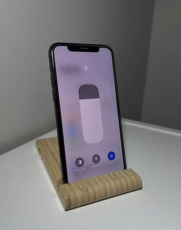 iphone 13 pro korpus: IPhone 11 Pro, 256 GB, Space Gray, Zəmanət, Kredit, Simsiz şarj — 7