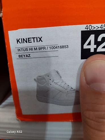 ağ krasovka: Kinetix ağ rəngli uniseks idman ayaqqabısı (high-top) - Marka/model — 8