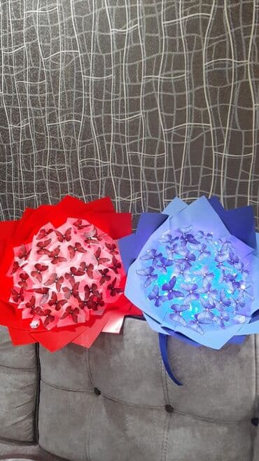 30 ədədli işıqlı kəpənək buketləri hazırlanır