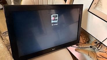 hdm: LG LCD televizor - Ekran: təxminən 82 sm düym diaqonal, geniş ekran — 2