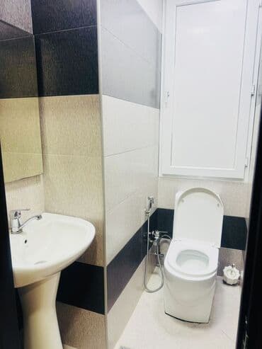 Qarajlar: Qarayev metrosunun düz yanı, Panda Kids-in arxasında 2 otaqlı studio — 10