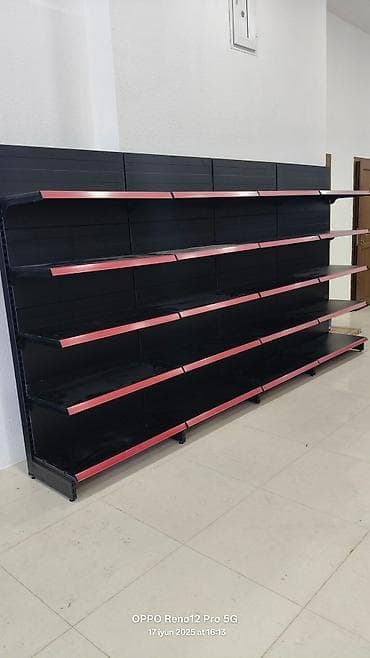 Stend vitrinləri: Qara rəngdə olan, ticarət obyektləri üçün nəzərdə tutulmuş, metal — 1