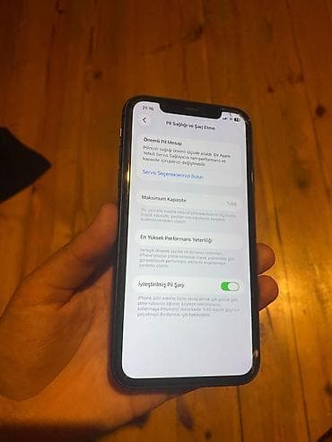f7 ultra: IPhone 11, 64 GB, Qara, Face ID — 2