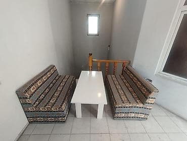 Kafe və restoran üçün 9 ədəd 1.20 m-lik divan dəsti. Təsvir: - Hər