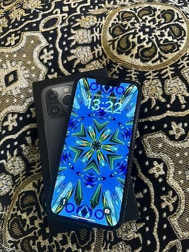 ipad 8 nesil: IPhone 13 Pro, 256 GB, Space Gray, Simsiz şarj, Face ID — 1