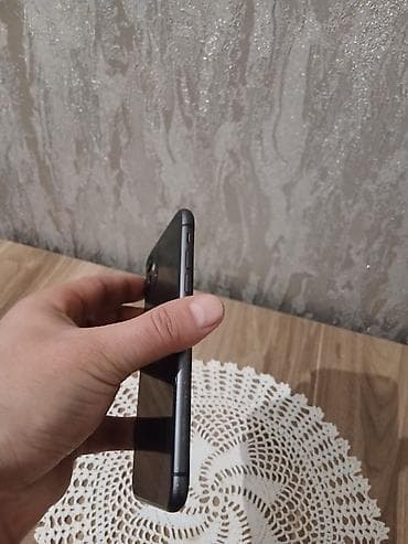 ipad air 3: IPhone 11, Qara, Face ID — 4