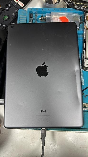 Apple iPad: Apple iPad (Model A2270) – 32 GB Xüsusiyyətlər: - Model: A2270 (iPad — 1