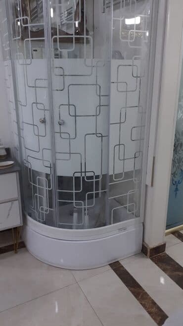 Duş kabinaları, arakəsmələr