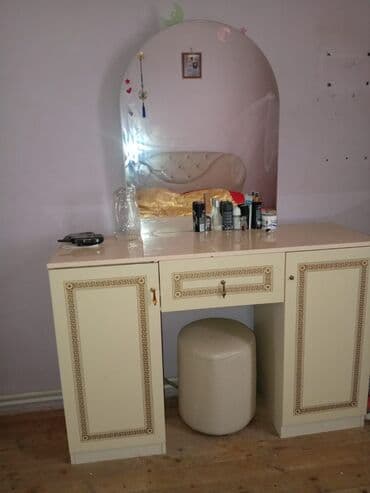 işləmiş dolab: İkinəfərlik çarpayı, Dolab, İşlənmiş — 3