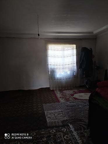 qusarda kreditle evler: 3 otaqlı fərdi yaşayış evi - Plan: geniş dəhliz, ayrı qonaq otağı, 2 — 4