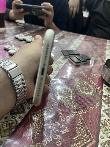 iphone 7 plus 128 gb qiymeti: IPhone 11, 128 GB, Ağ, Face ID — 6