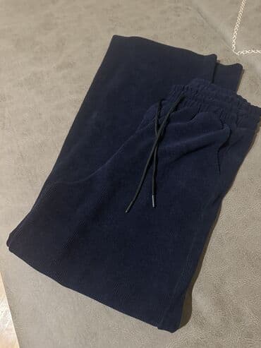 jaketler qadin ucun: Брюки вельветовые. Синие и коричневые цена за 1 шт. Могу передать у — 3