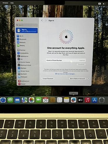 4 g modem: Apple MacBook Air M3 Məlumatları şəkildə yükləmişəm. Ekranda qoruyucu — 6