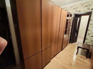 2 ci el şkaf: Işlənmiş paltar dolabı — 1